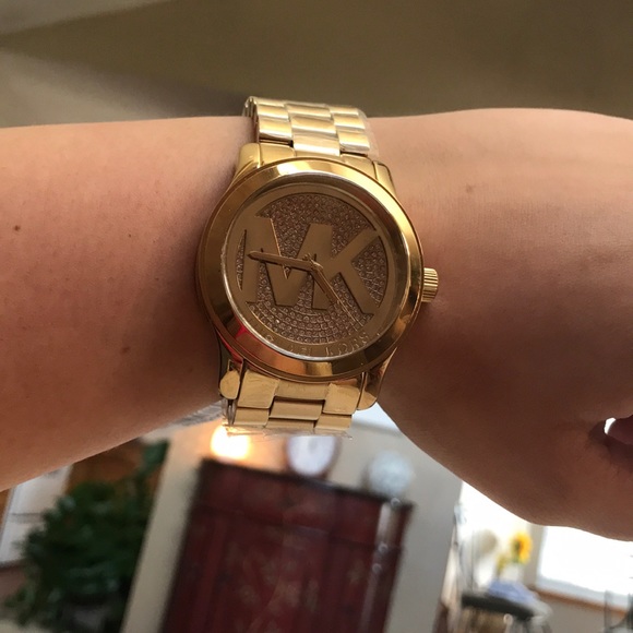 MK WATCH - Picture 3 of 5